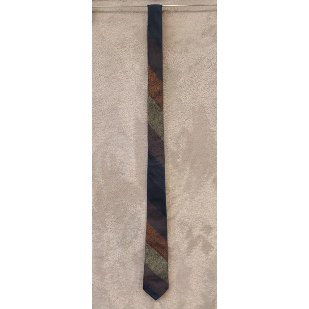 Vintage Prince Consort Button-Down Tie Fortrel Polyester Retro Geometric USA